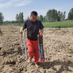 埋地管道檢漏儀使用現(xiàn)場