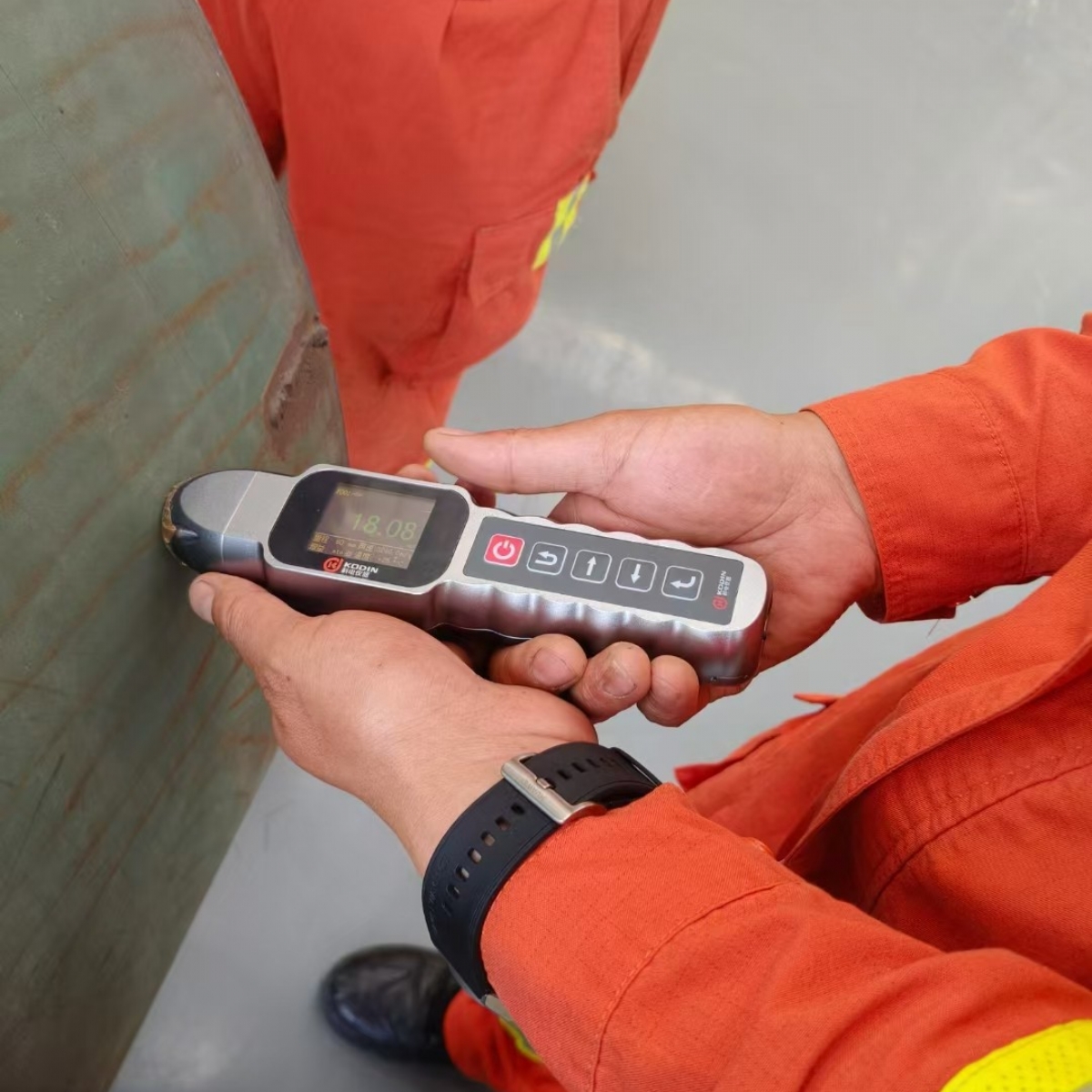 電磁測(cè)厚儀現(xiàn)場(chǎng)案例